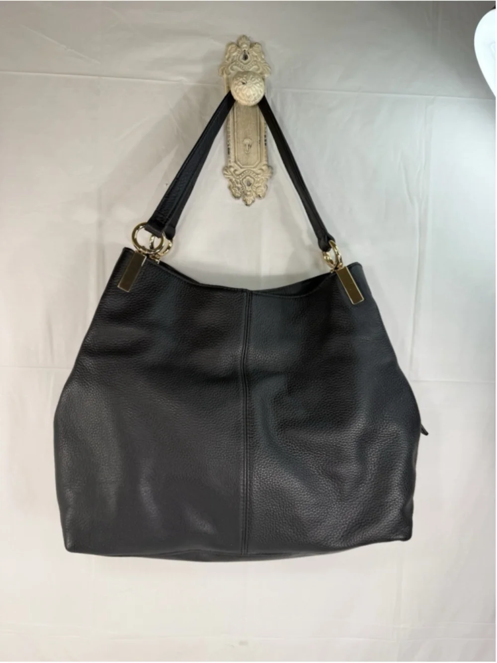Vince Camuto Rhys black Tote Shoulder Bag hobo-style new